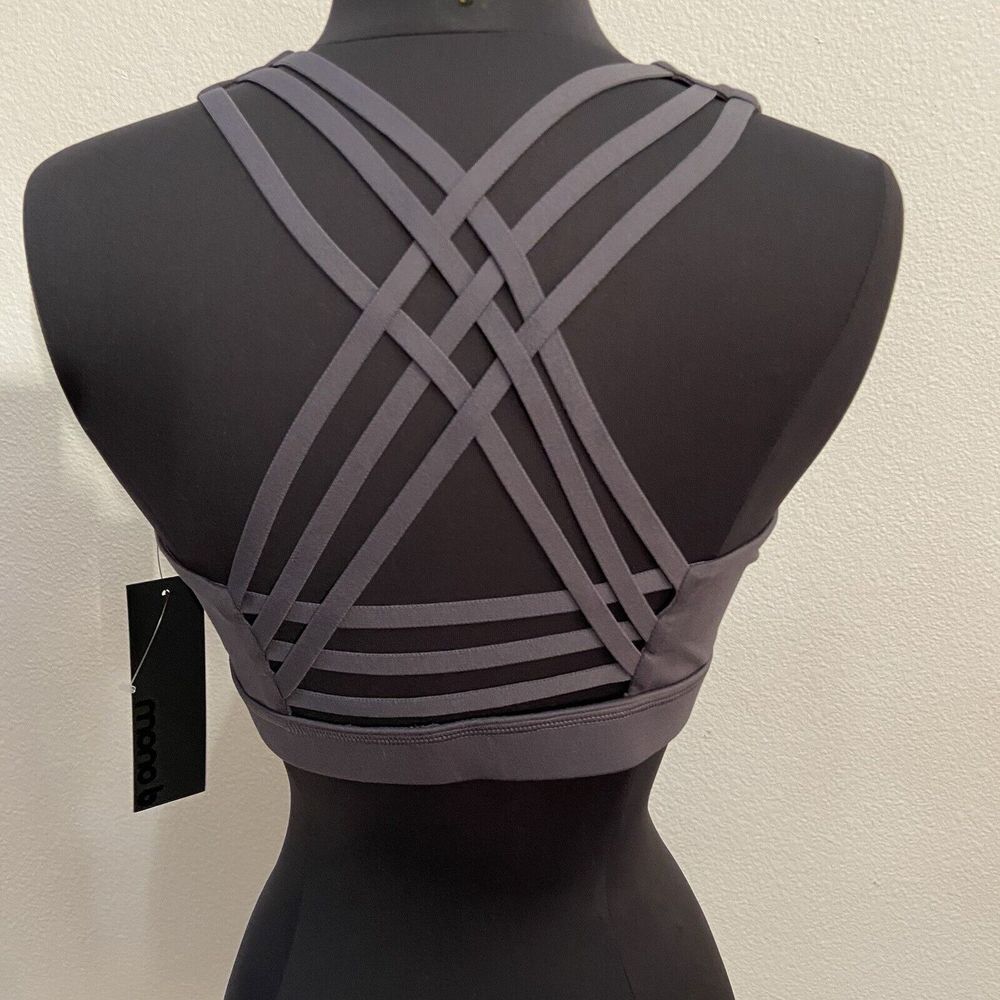 NWT Mono B Criss Cross Gray Sports‎ Bra Size Large Removable Padding Pullover